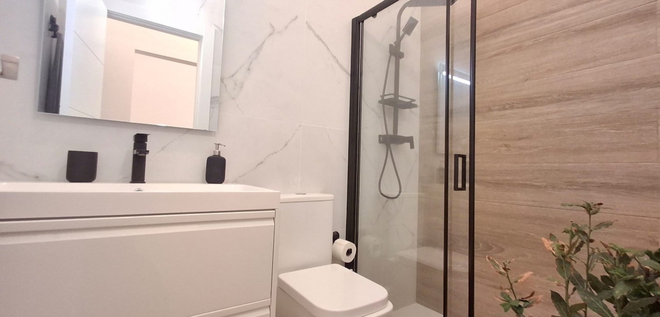 Sale - Townhouse -
Orihuela Costa - Playa Flamenca
