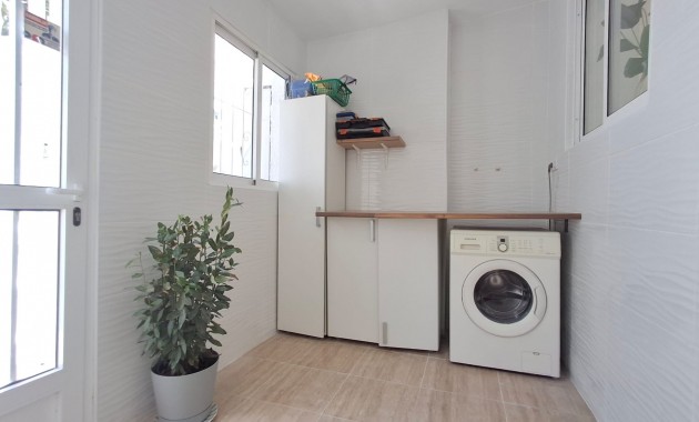 Sale - Townhouse -
Orihuela Costa - Playa Flamenca