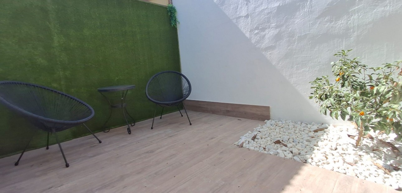 Sale - Townhouse -
Orihuela Costa - Playa Flamenca