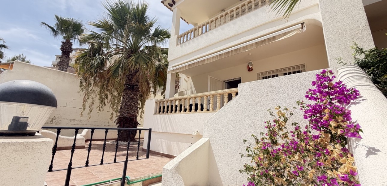 Sale - Apartment / flat -
Orihuela Costa - Las Ramblas