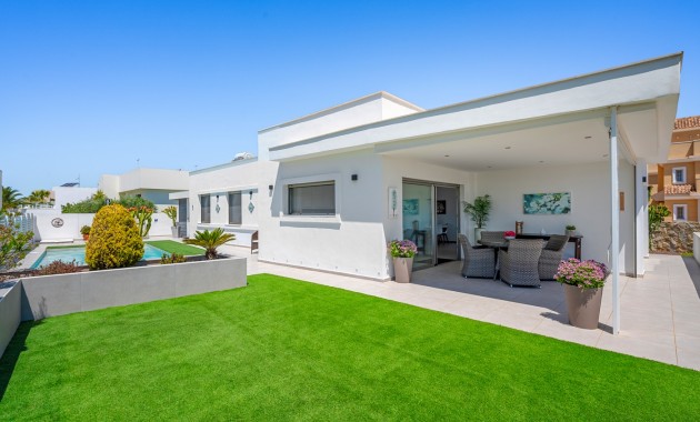 Sale - Detached Villa -
La Marina - La Marina - Urbanization