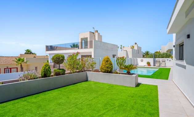 Sale - Detached Villa -
La Marina - La Marina - Urbanization