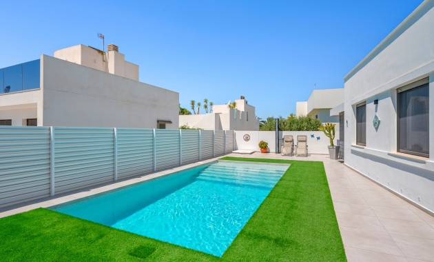 Sale - Detached Villa -
La Marina - La Marina - Urbanization