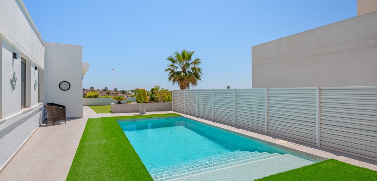 Sale - Detached Villa -
La Marina - La Marina - Urbanization