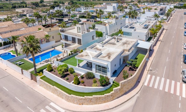 Sale - Detached Villa -
La Marina - La Marina - Urbanization