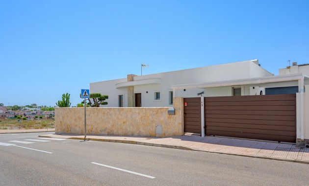 Sale - Detached Villa -
La Marina - La Marina - Urbanization