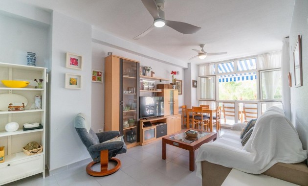 Sale - Apartment / flat -
Orihuela Costa - Campoamor
