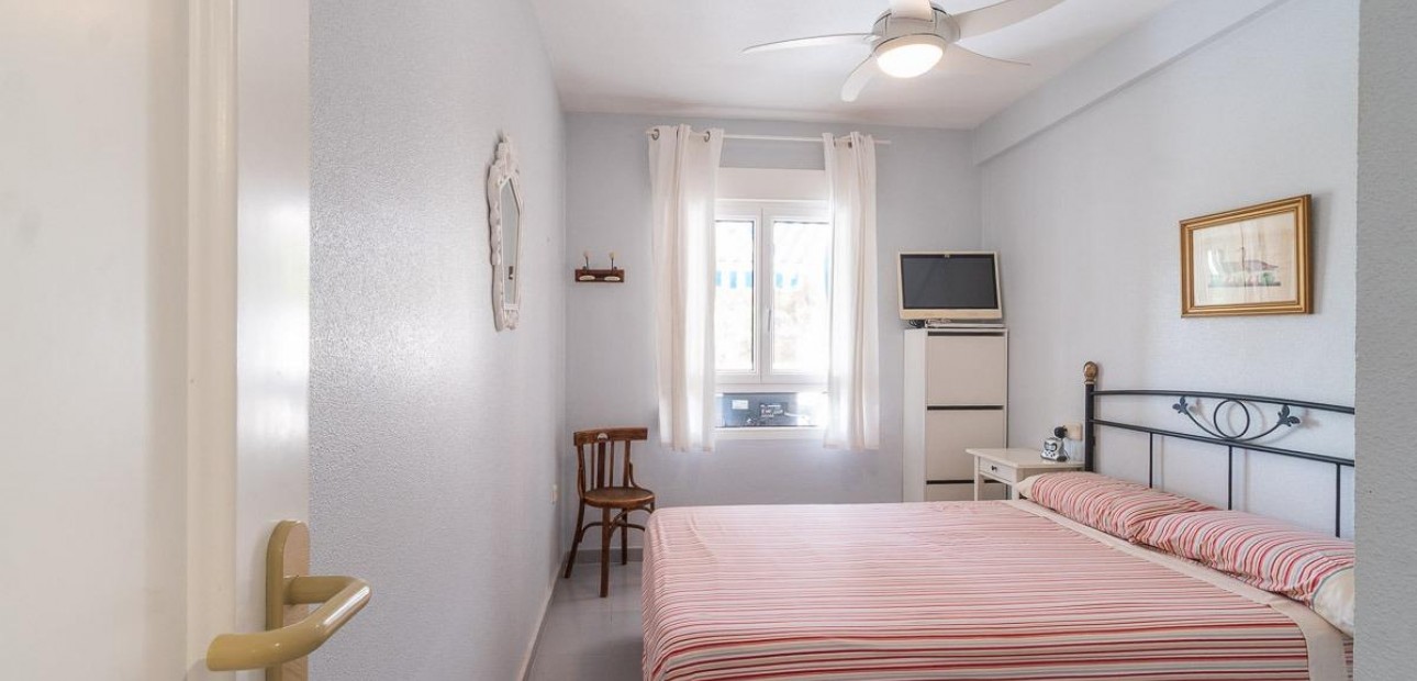 Sale - Apartment / flat -
Orihuela Costa - Campoamor