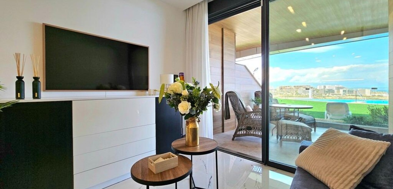 Sale - Apartment / flat -
Gran alacant - Monte y Mar