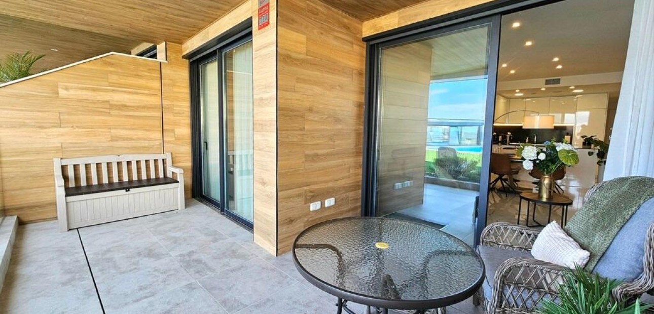 Sale - Apartment / flat -
Gran alacant - Monte y Mar