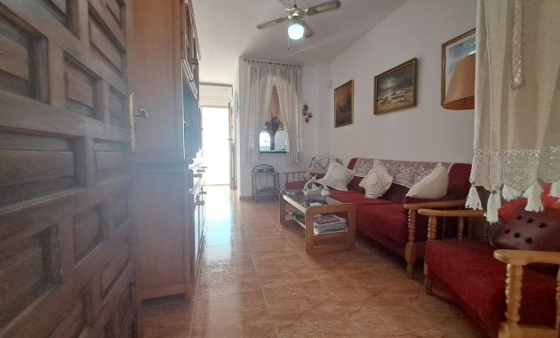 Sale - Bungalow -
Torrevieja - Playa de los Naufragos