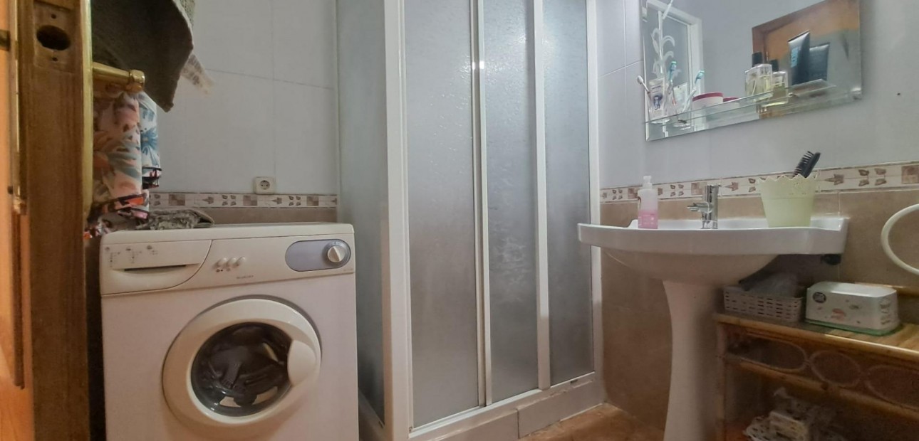 Sale - Bungalow -
Torrevieja - Playa de los Naufragos