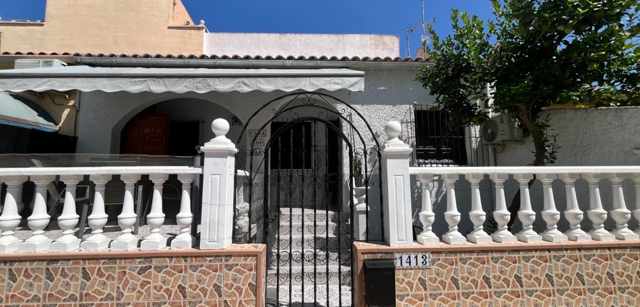 Venta - House -
San Fulgencio
