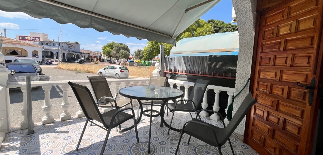 Venta - House -
San Fulgencio
