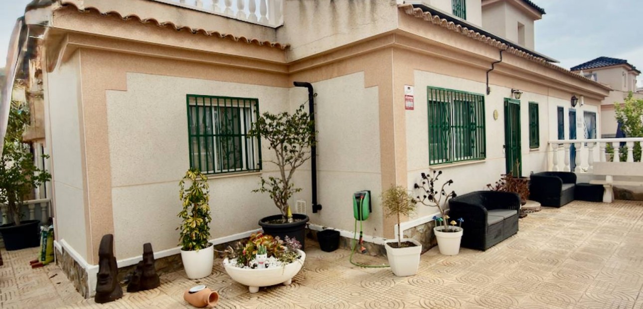 Sale - Quad -
Algorfa - Lo Crispin