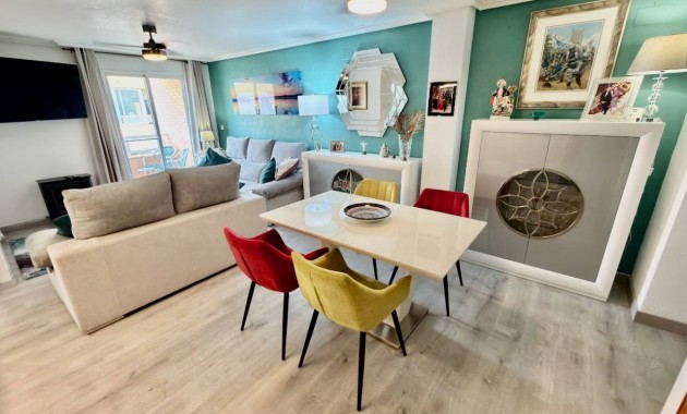 Sale - Apartment / flat -
Almoradí - centro