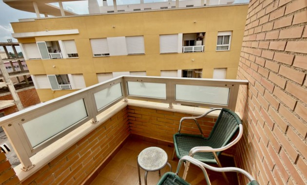Sale - Apartment / flat -
Almoradí - centro