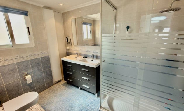 Sale - Apartment / flat -
Almoradí - centro