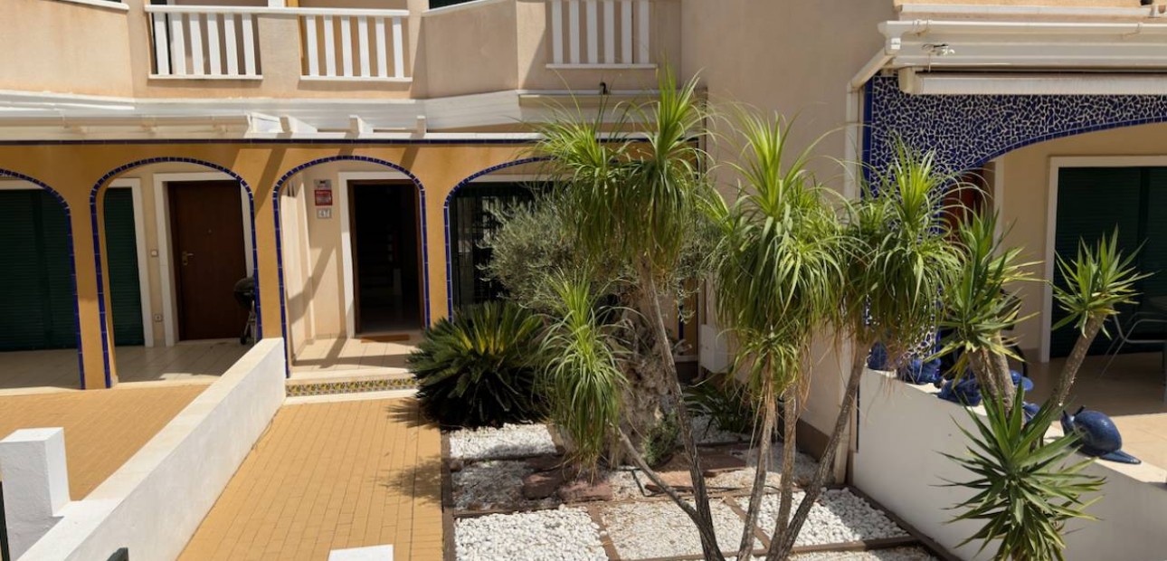 Sale - Villa -
Ciudad Quesada - Rojales