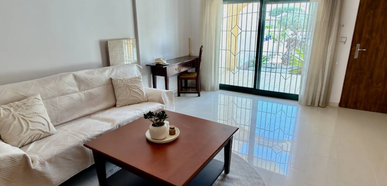 Sale - Villa -
Ciudad Quesada - Rojales