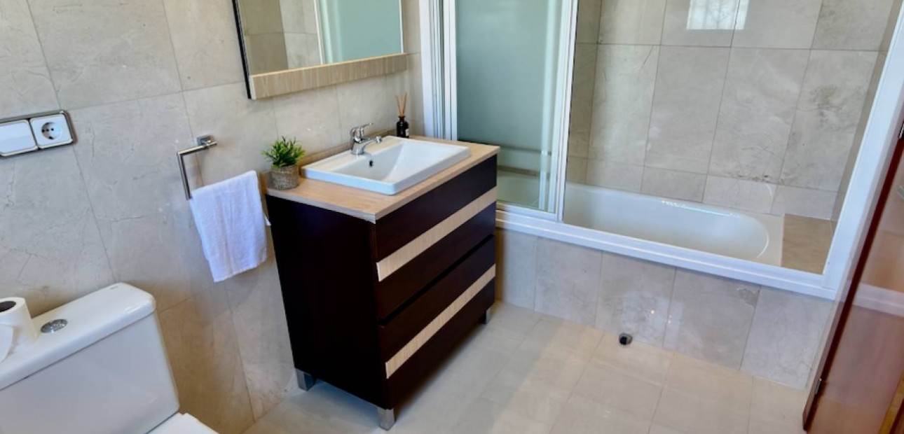 Sale - Villa -
Ciudad Quesada - Rojales