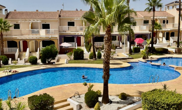 Sale - Villa -
Ciudad Quesada - Rojales