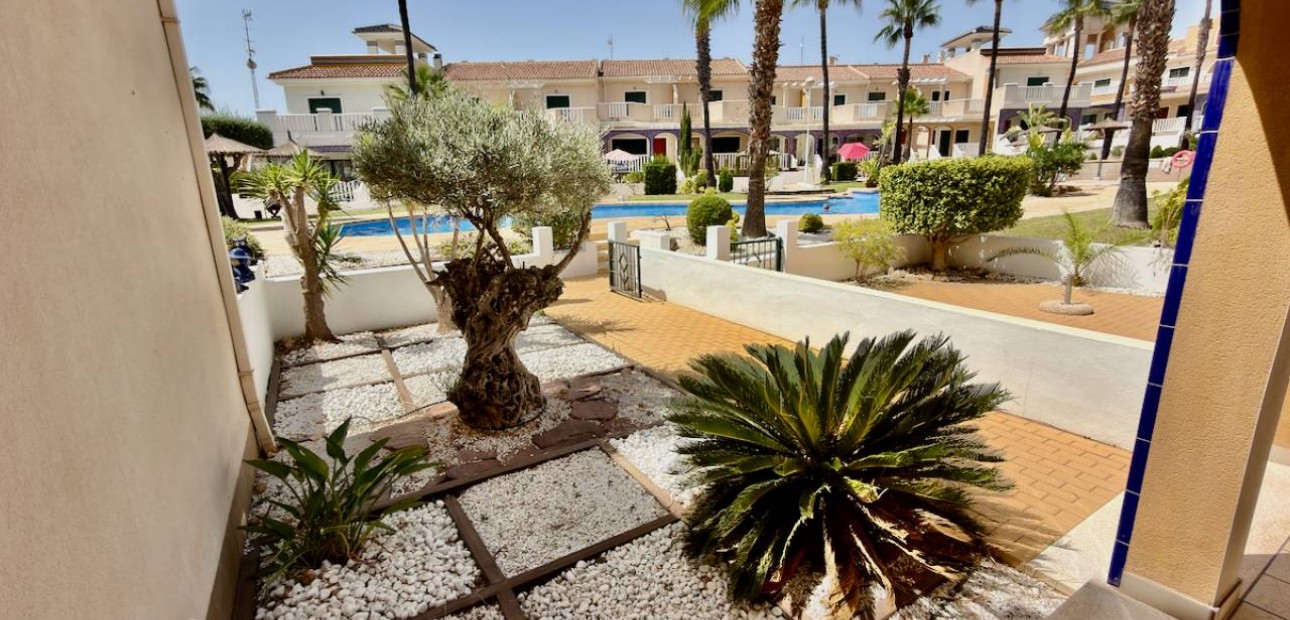 Sale - Villa -
Ciudad Quesada - Rojales