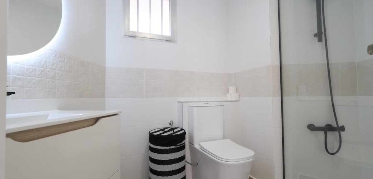 Sale - Apartment / flat -
Orihuela Costa - La Zenia