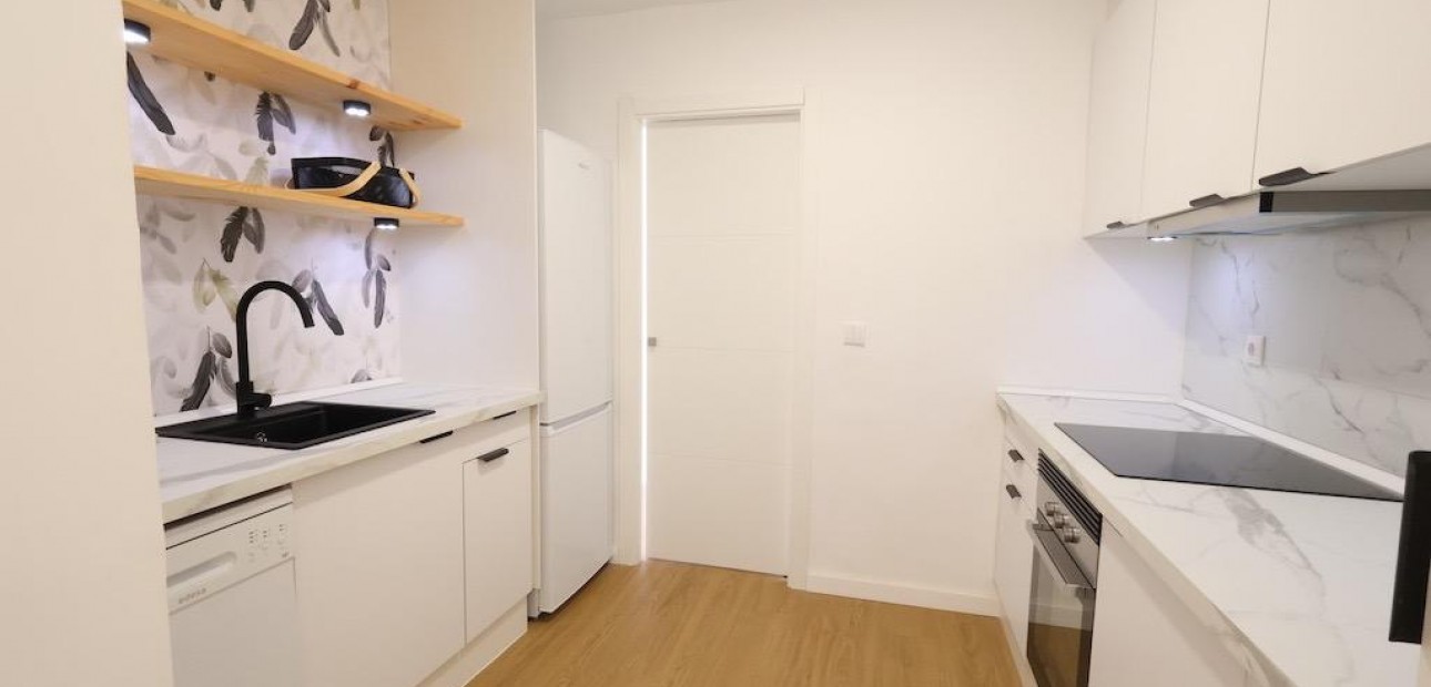 Sale - Apartment / flat -
Orihuela Costa - La Zenia