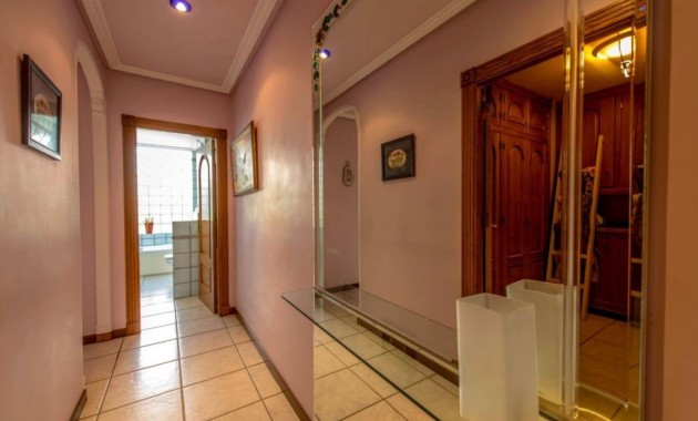 Sale - Apartment / flat -
Torrevieja - Playa de los locos