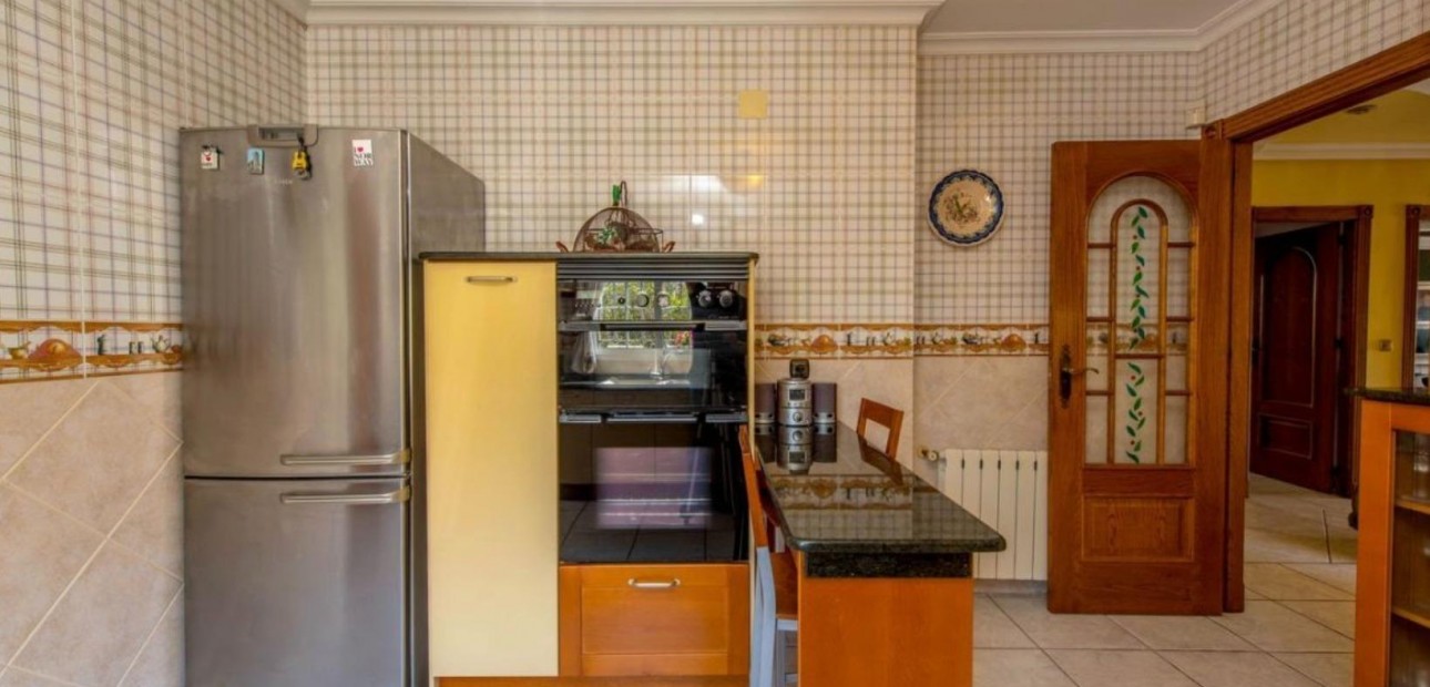 Sale - Apartment / flat -
Torrevieja - Playa de los locos