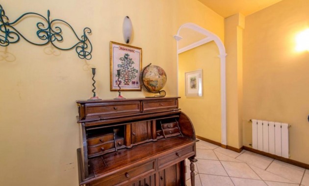 Sale - Apartment / flat -
Torrevieja - Playa de los locos