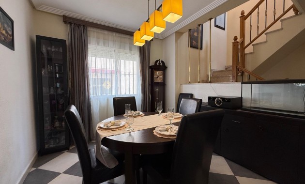 Sale - Villa -
Torrevieja - Los Balcones - Los Altos del Edén