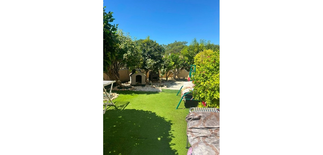 Sale - Bungalow -
Orihuela Costa - Lomas de Cabo Roig