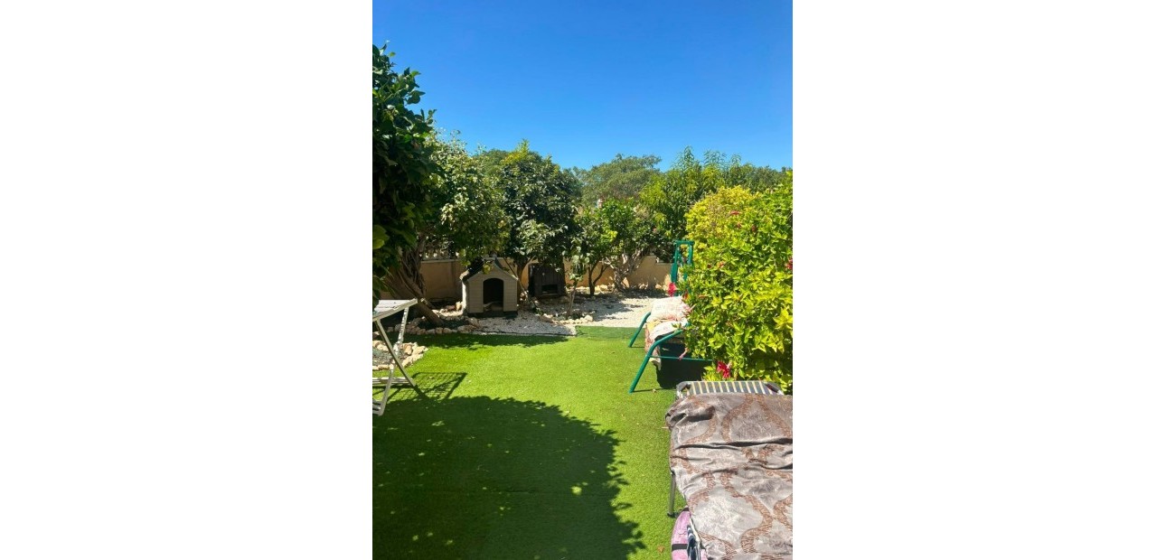 Sale - Bungalow -
Orihuela Costa - Lomas de Cabo Roig