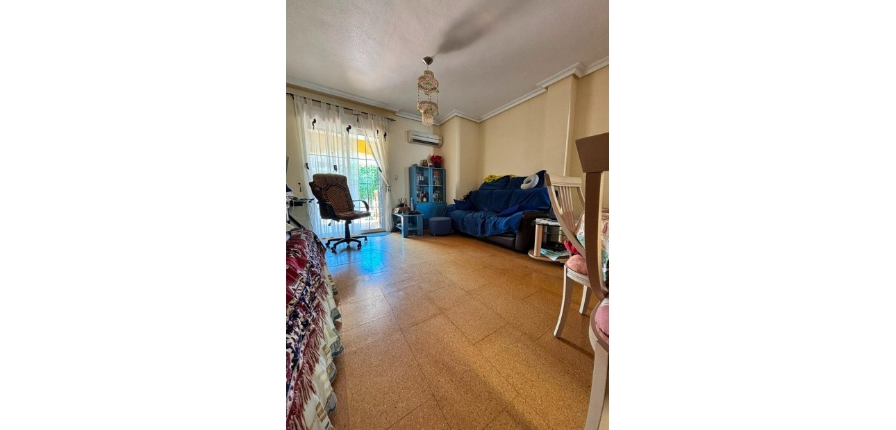 Sale - Bungalow -
Orihuela Costa - Lomas de Cabo Roig