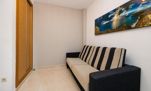 Sale - Apartment / flat -
Torrevieja - Estacion de autobuses