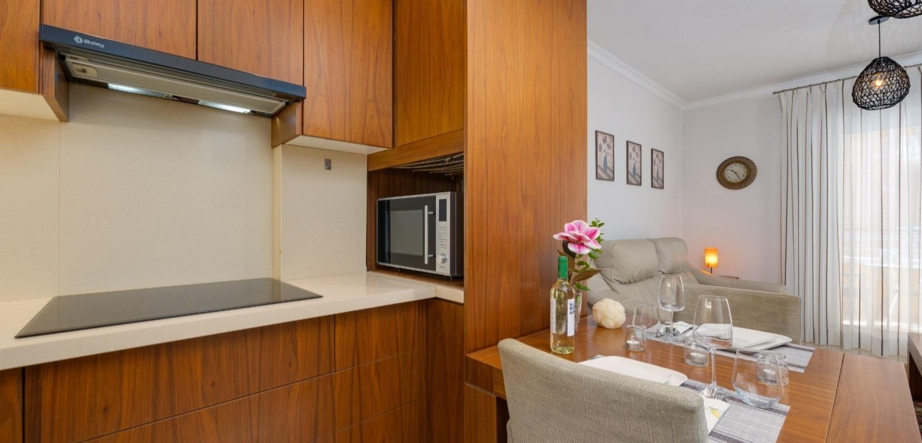Sale - Apartment / flat -
Torrevieja - Estacion de autobuses