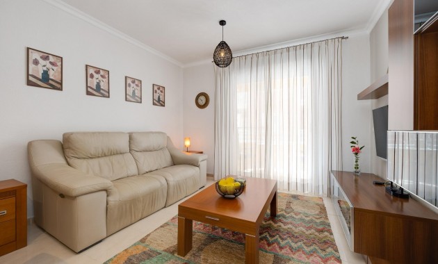 Sale - Apartment / flat -
Torrevieja - Estacion de autobuses
