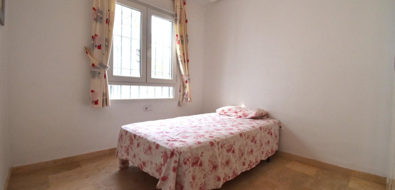 Sale - Apartment / flat -
Orihuela Costa - Villamartin