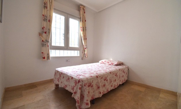 Sale - Apartment / flat -
Orihuela Costa - Villamartin