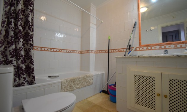Sale - Apartment / flat -
Orihuela Costa - Villamartin