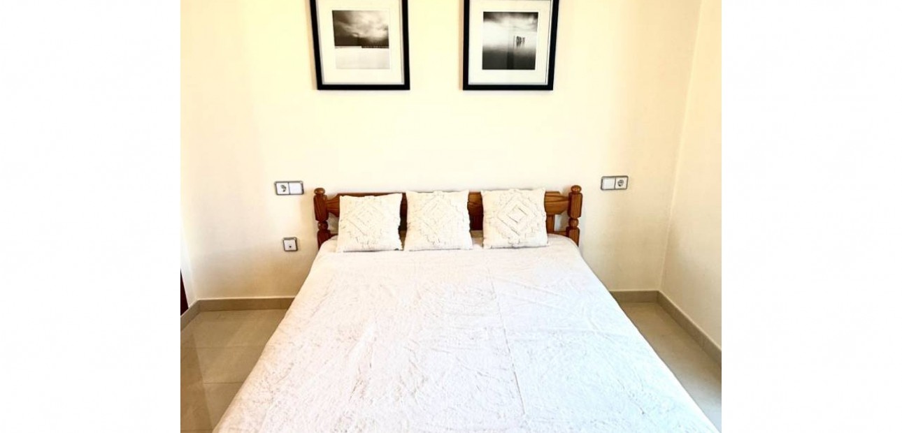 Sale - Detached Villa -
Ciudad Quesada - Doña Pepa