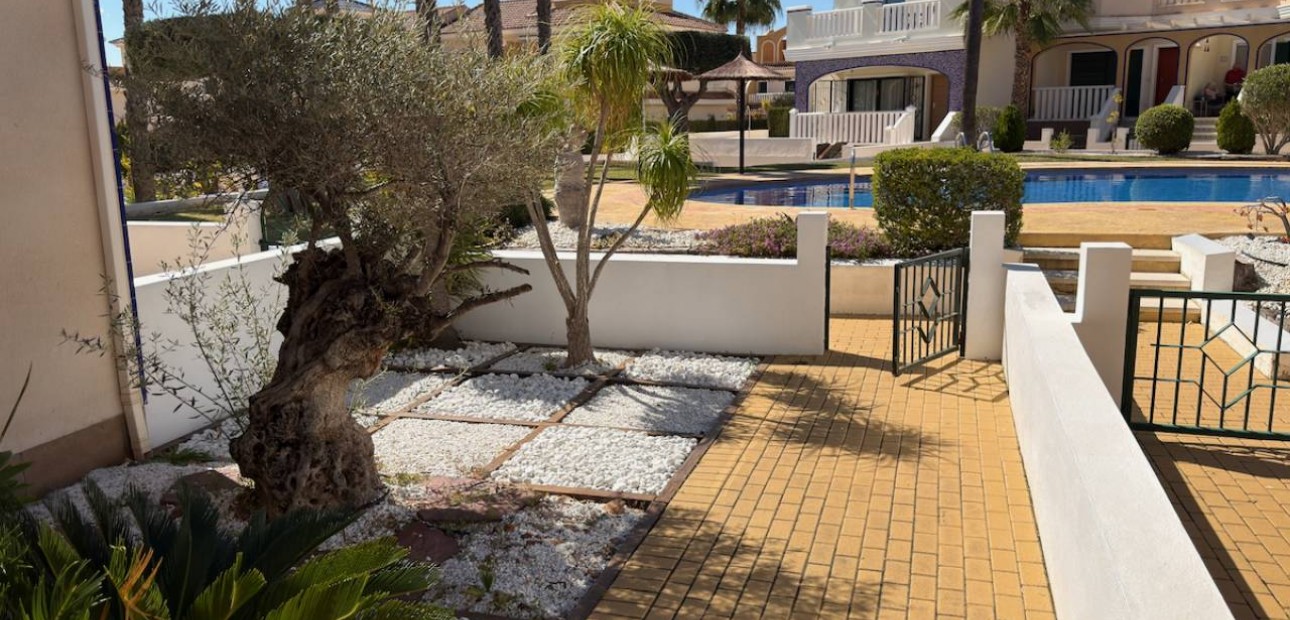 Sale - Detached Villa -
Ciudad Quesada - Doña Pepa