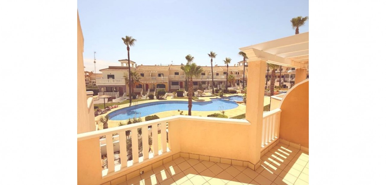 Sale - Detached Villa -
Ciudad Quesada - Doña Pepa