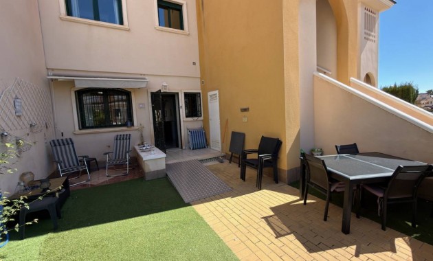 Sale - Apartment / flat -
Ciudad Quesada - Ciudad Quesada - Town