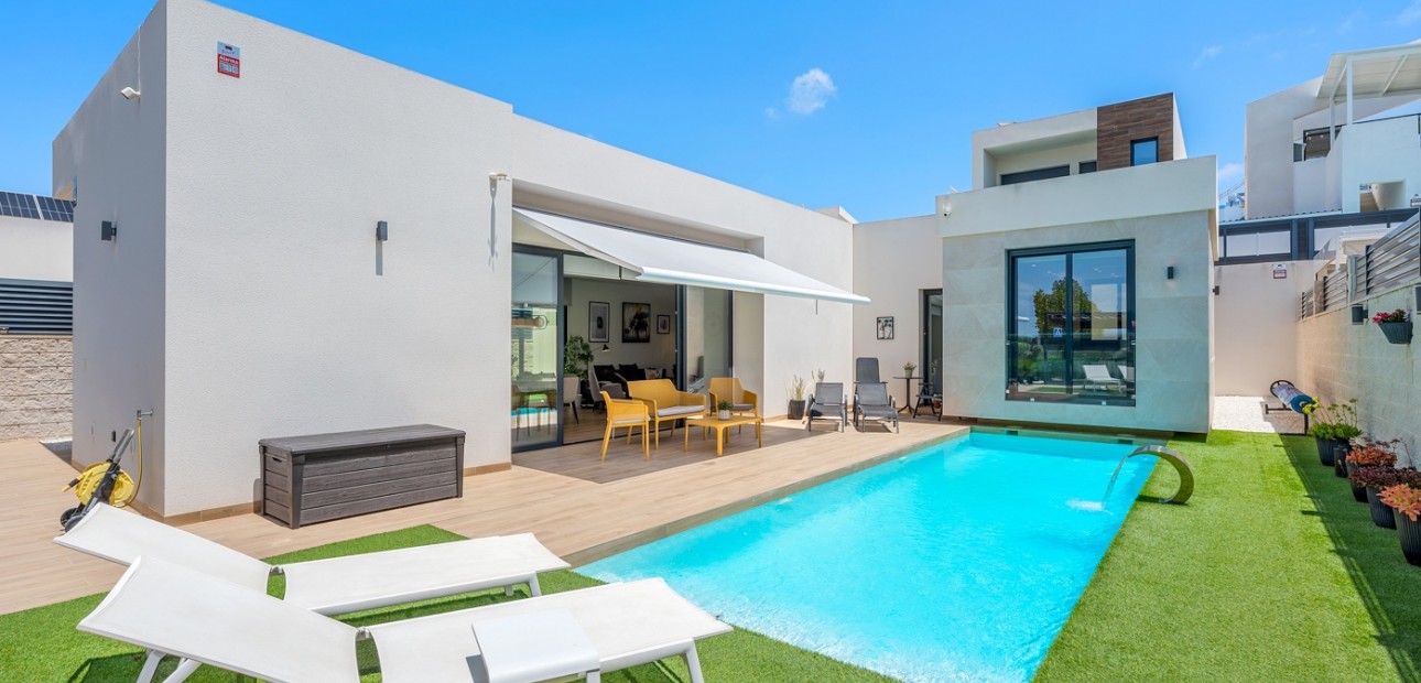 Sale - Detached Villa -
Benijofar - Benijofar - Village