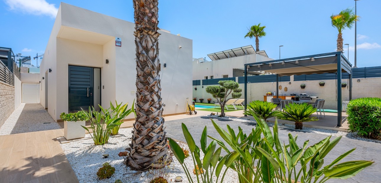 Sale - Detached Villa -
Benijofar - Benijofar - Village