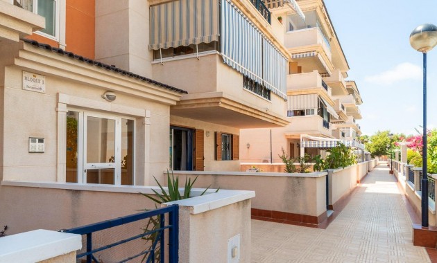 Verhuur - Flat -
Torrevieja - La Mata