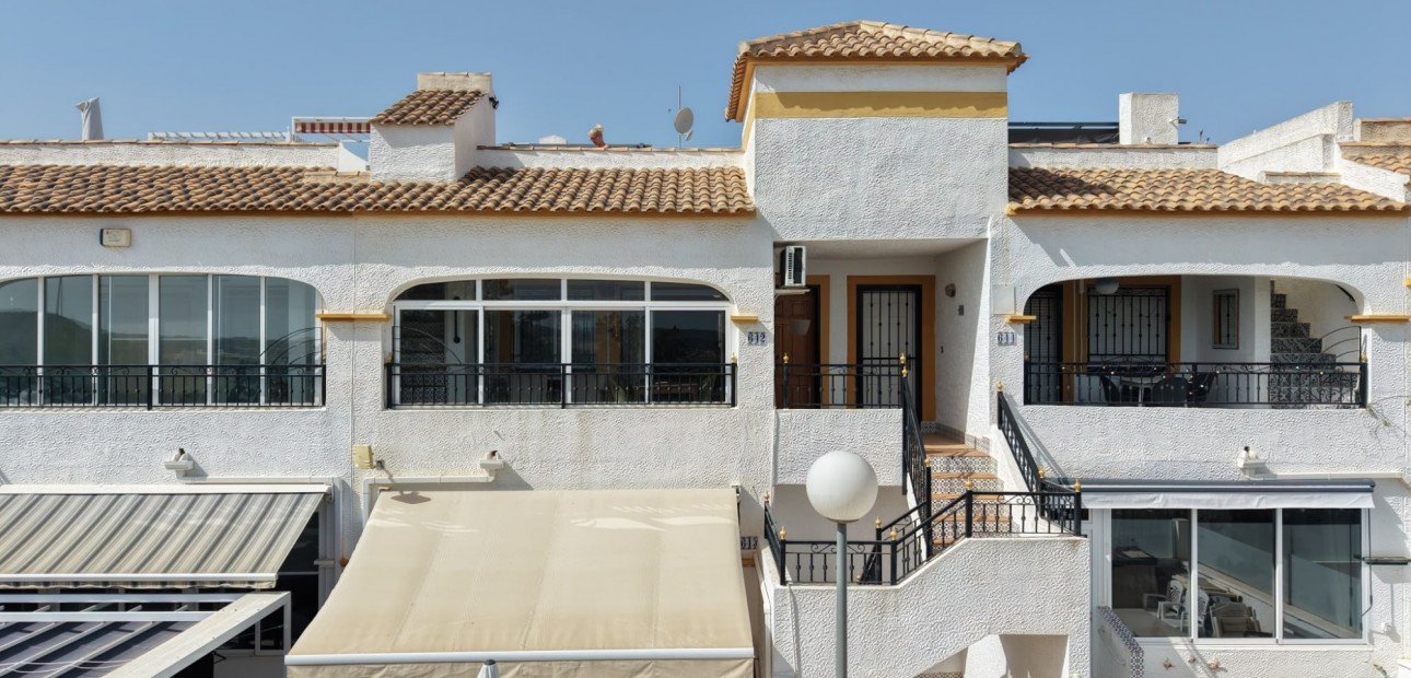 Sale - Apartment / flat -
Entre Naranjo - Vistabella Golf - Entre Naranjos - Vistabella Golf